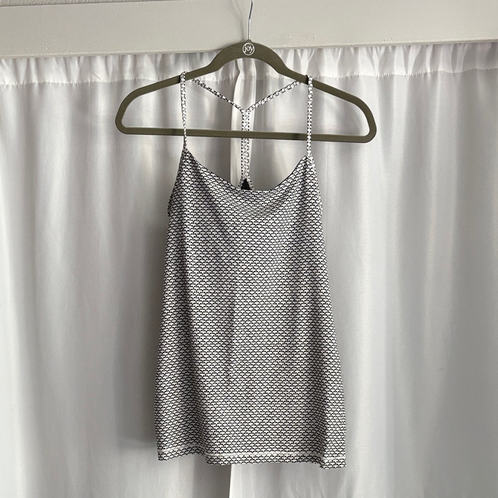 Lululemon Black and White Patterned athletic Women's Top